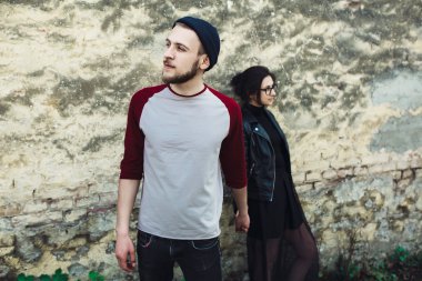 Çift dışında poz