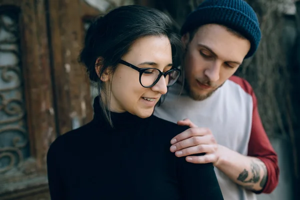 Young beautiful couple — Stock Photo, Image