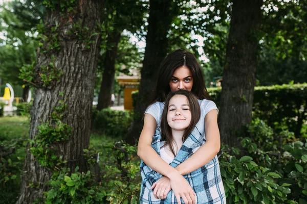 Moeder en dochter — Stockfoto