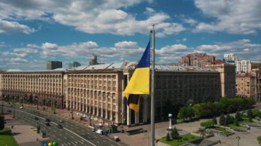 Kiev Ukrayna. Meydan Nezalezhnosti 'nin hava fotoğrafı.