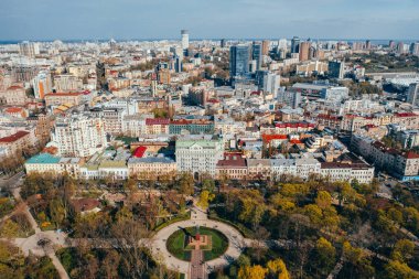Kiev. Ukrayna. 18 Nisan 2019. Taras Shevchenko Anıtı. Hava görünümü.