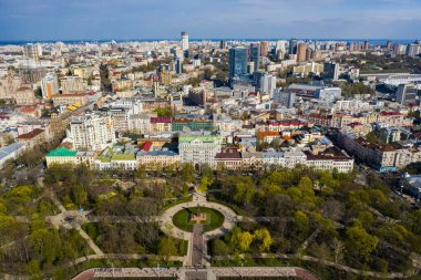 Kiev. Ukrayna. 18 Nisan 2019. Taras Shevchenko Anıtı. Hava görünümü.