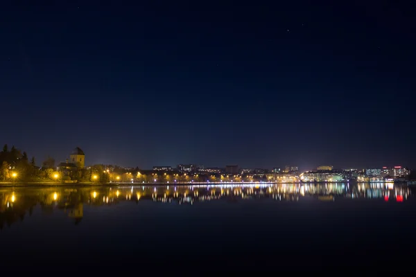 Vista da cidade à noite — Fotografia de Stock