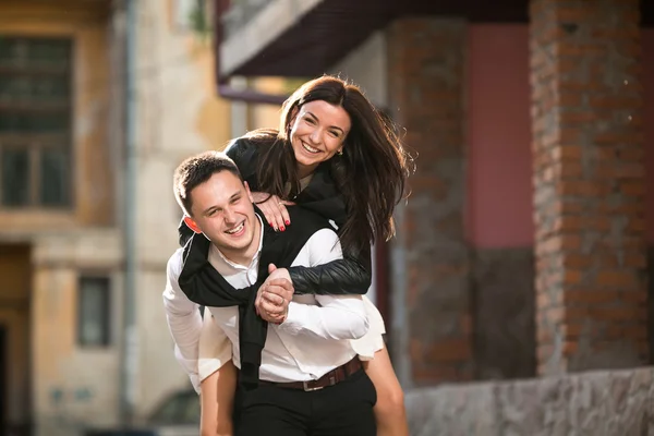 Couple haveing fun — Stock Photo, Image