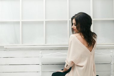 Kameraya poz güzel duygusal kız