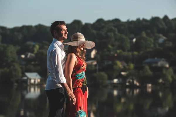 Casal em ervilha — Fotografia de Stock