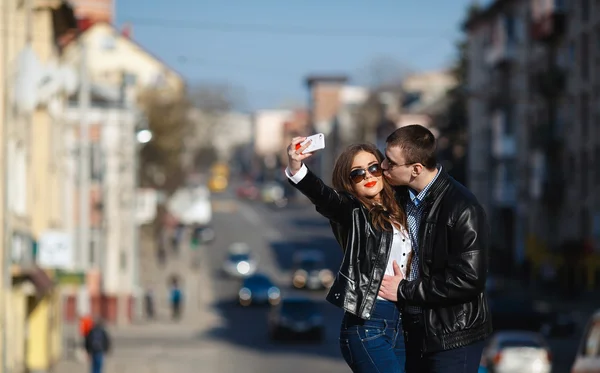 Vackra par att göra Selfe — Stockfoto