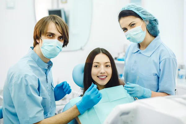 The girl on reception at the dentist — Stock Photo, Image