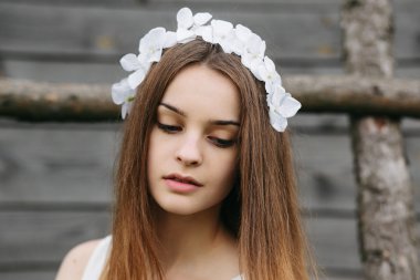 Ağaç ev Merdiven tırmanma kız