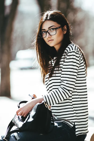 Mooi meisje poseren — Stockfoto