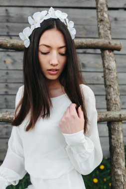 Ağaç ev Merdiven tırmanma kız