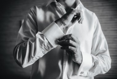 Damat Düğün için hazırlar