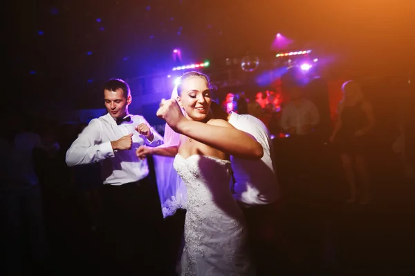 Schöner Hochzeitstanz — Stockfoto