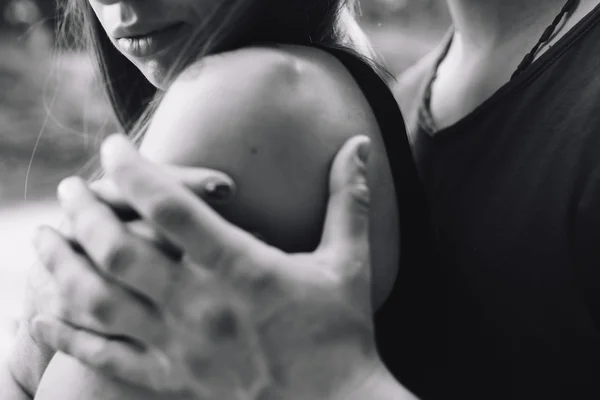 Guy hugging his girlfriend — Stock Photo, Image