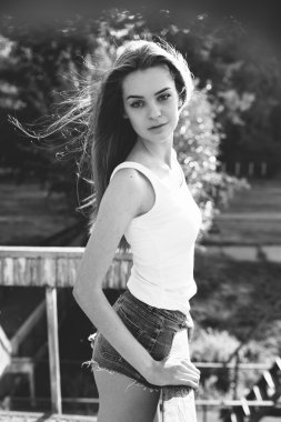 genç güzel kız poz