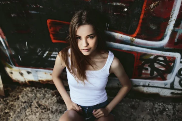 genç güzel kız poz