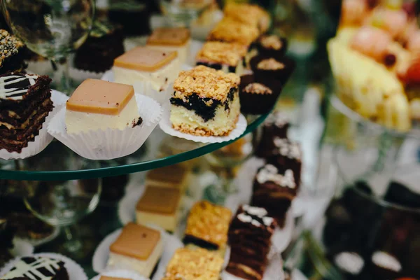 Candy bar na cerimônia de casamento — Fotografia de Stock