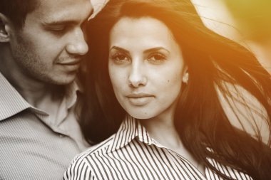 Çiftler şehirde iyi eğlenceler.