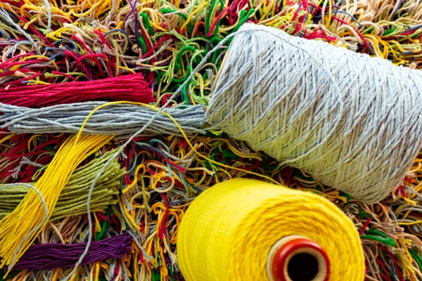 Two Skeins Few Skeins Colored String Cut Same Size Carpet — Stock Photo, Image