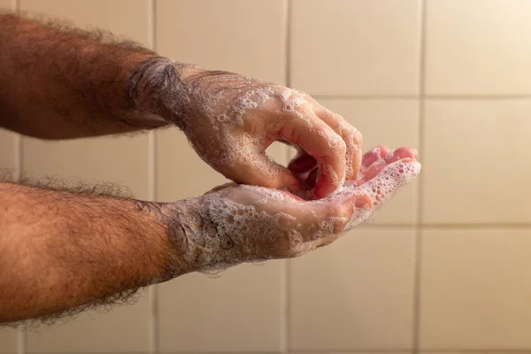 Hands Full Foam Man Who Cleans Himself Soap —  Fotos de Stock