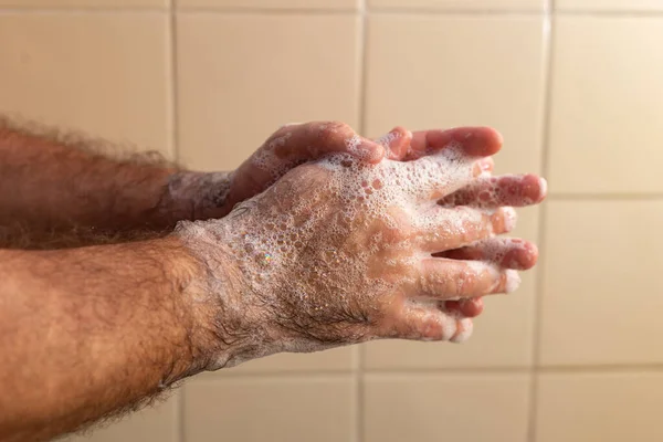 Hands Full Foam Man Who Cleans Himself Soap — kuvapankkivalokuva