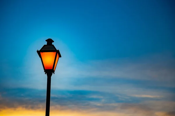 Detalhe Iluminação Estilo Colonial Cidade Pirenópolis Com Céu Fundo — Fotografia de Stock