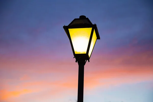 Detalhe Iluminação Estilo Colonial Cidade Pirenópolis Com Céu Fundo — Fotografia de Stock