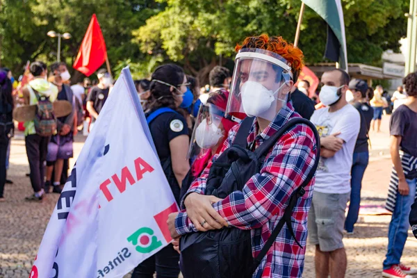 ブラジル大統領 ボルソナロに対する抗議中に撮影された写真は 人口を免疫化するためのワクチンの購入の敏捷性を求めて — ストック写真