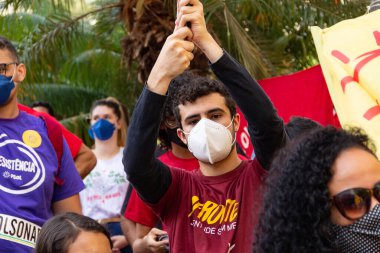 Fotoğraf, Brezilya Cumhurbaşkanı Jair Bolsonaro 'ya karşı düzenlenen bir protesto sırasında çekildi..
