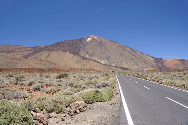 Teide, volkan Tenerife giden yol. İspanya