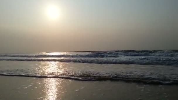 Puesta de sol y vídeo de playa — Vídeo de stock