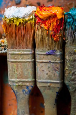 Sanatçının eski fırçalar