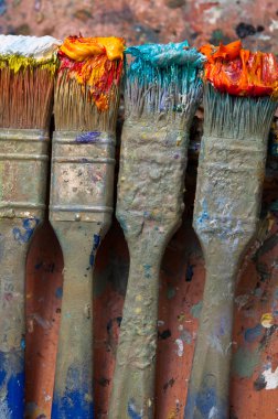 Sanatçının eski fırçalar