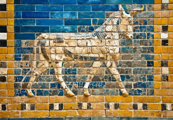 Вавилонская городская стена в Пергамском музее — стоковое фото