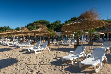 Karadeniz üzerinde plaj Restoran