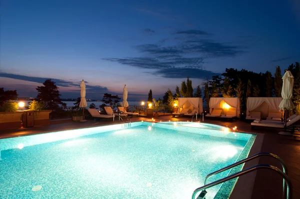 Otelin Yüzme Havuzu