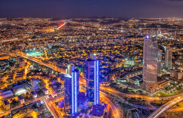 Gece Istanbul şehir.