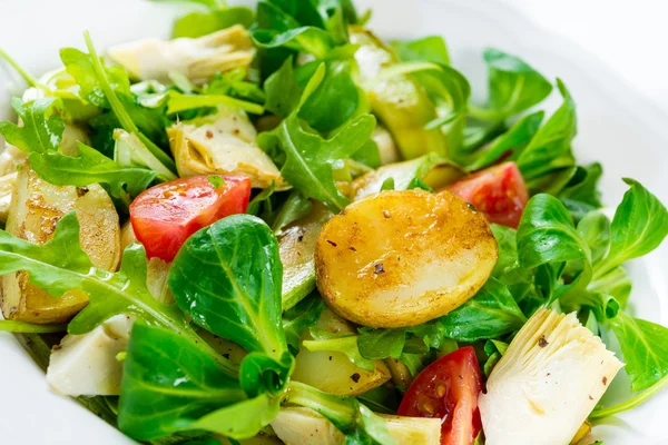Taze Akdeniz salatası — Stok fotoğraf