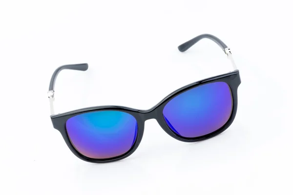 Moda gafas de sol negras y azules sobre blanco — Foto de Stock