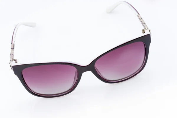 Moda gafas de sol violeta en blanco —  Fotos de Stock