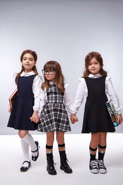 Crianças roupas moda vestido estilo meninas — Fotografia de Stock