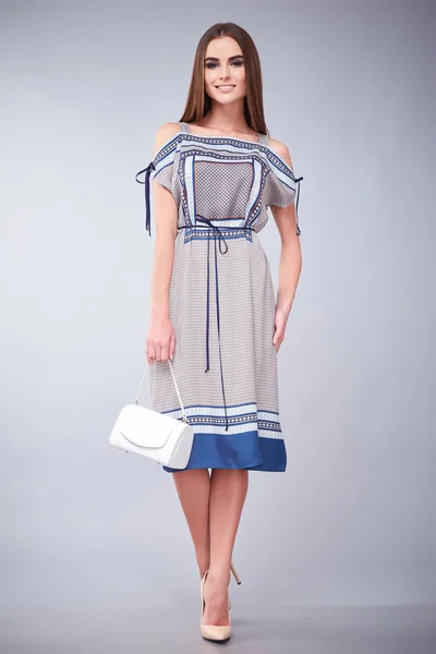 Kleidung lässig und Büro Business-Frau Stil Kleid für Treffen — Stockfoto