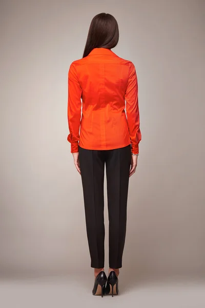 Bellezza moda abiti casual collezione donna modello bruna — Foto Stock