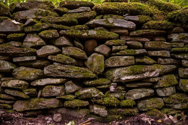 Закрытие Сухой Каменной Стены — стоковое фото