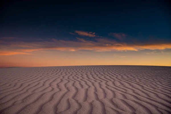 Navy Sunset Sky Leading Dune Lines Fehér Homok Nemzeti Parkban — Stock Fotó