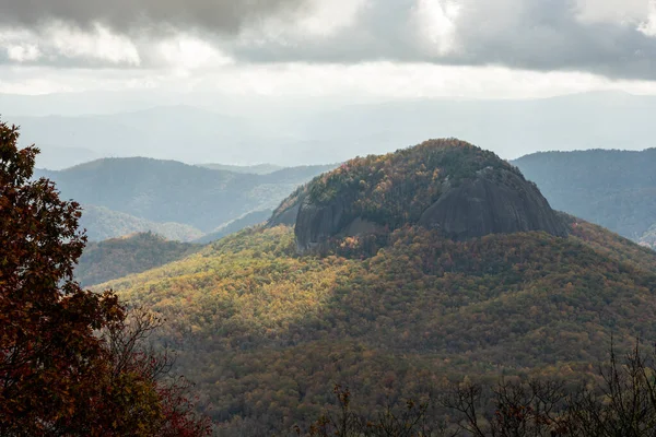 Nuages Gris Suspendus Bas Dessus Des Montagnes Blue Ridge Caroline — Photo