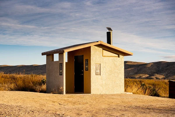 Záchod Jámy Desert Picnic Area Big Bend National Park — Stock fotografie