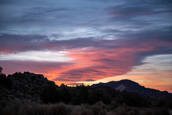 Pinkfarbene Und Orangefarbene Highlights Über Escalante Süden Von Utah — Stockfoto