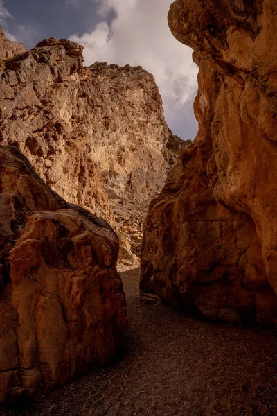 Patrones Remolinos Las Rocas Que Bordean Sendero Del Cañón Otoño — Foto de Stock