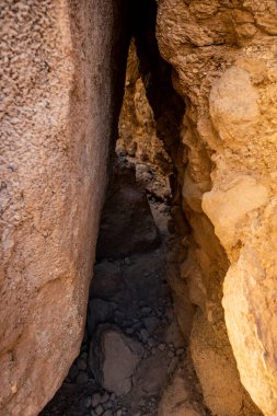 Ölüm Vadisi Ulusal Parkı 'ndaki Altın Kanyon' dan Dar Nokta